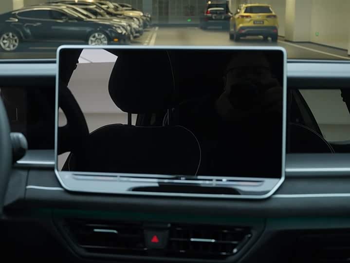 Фото 18 - Volkswagen Tayron