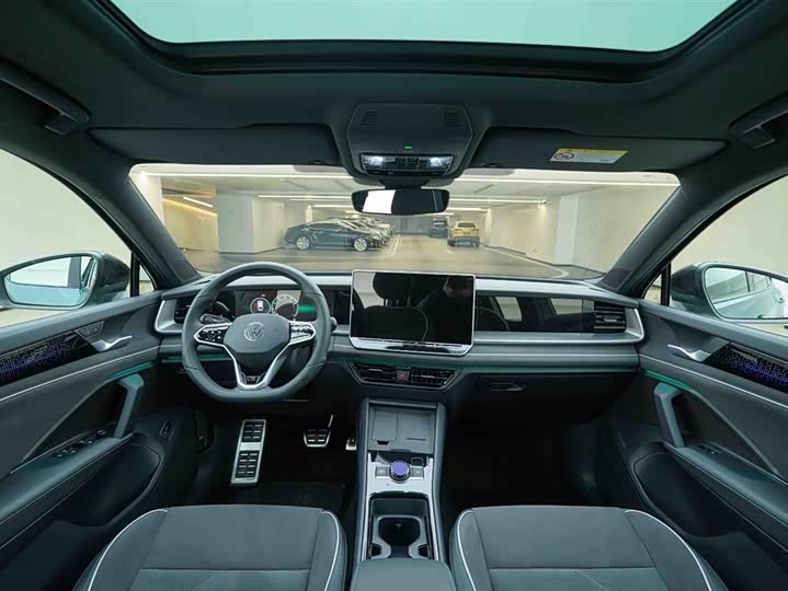 Фото 19 - Volkswagen Tayron