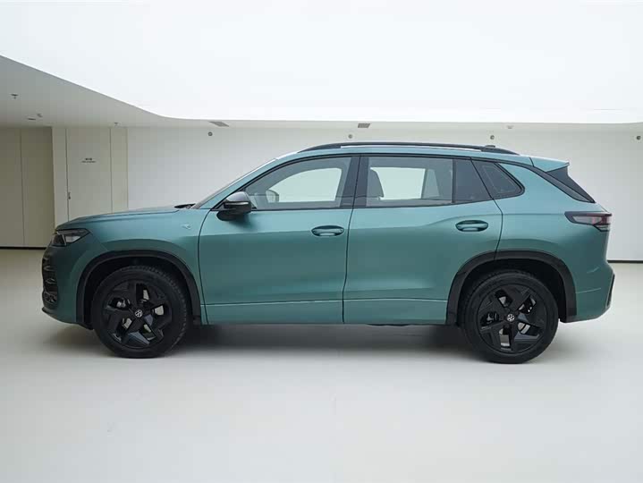 Фото 3 - Volkswagen Tayron