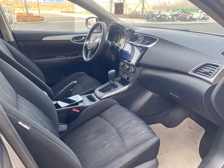 Фото 6 - Nissan Sylphy