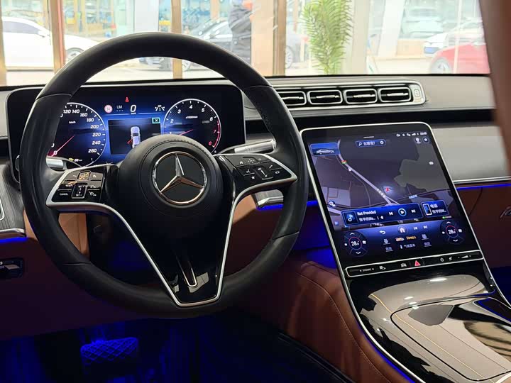 Фото 6 - Mercedes-Benz S-Class