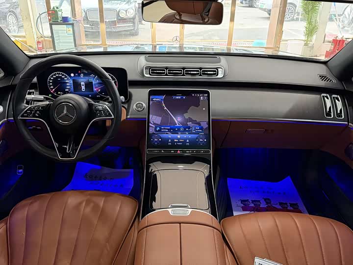 Фото 8 - Mercedes-Benz S-Class