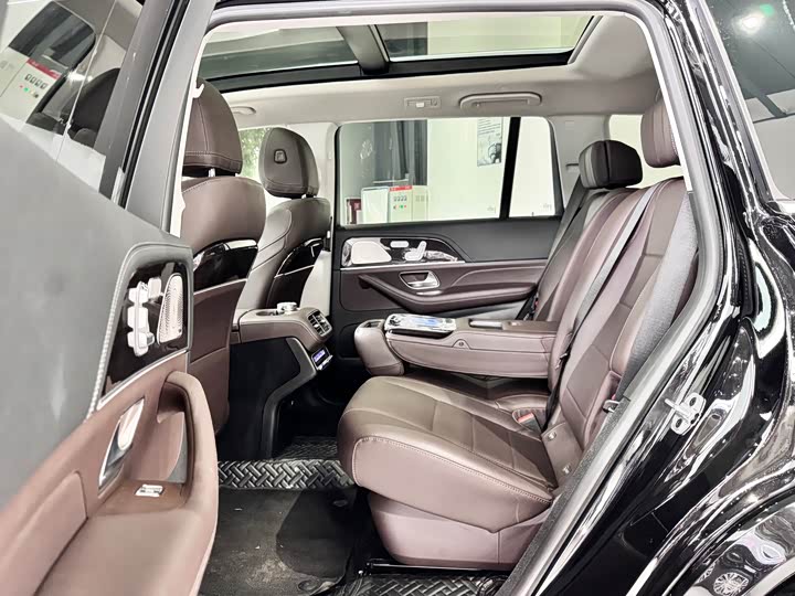 Фото 10 - Mercedes-Benz GLS-Class