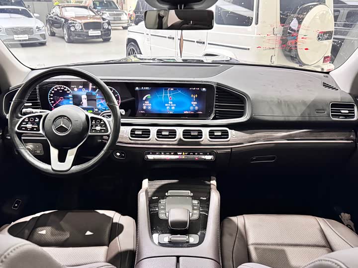 Фото 12 - Mercedes-Benz GLS-Class