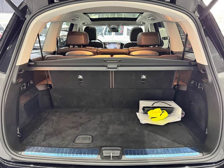 Фото 13 - Mercedes-Benz GLS-Class