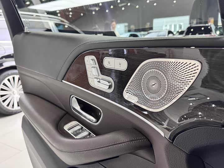 Фото 7 - Mercedes-Benz GLS-Class