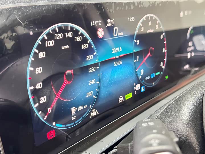 Фото 8 - Mercedes-Benz GLS-Class