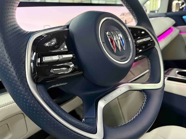 Фото 28 - Buick GL8 Hybrid