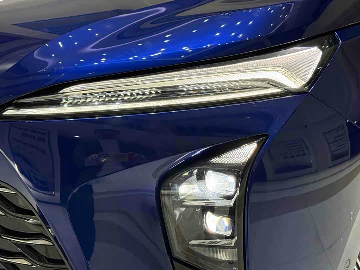 Фото 9 - Buick GL8 Hybrid