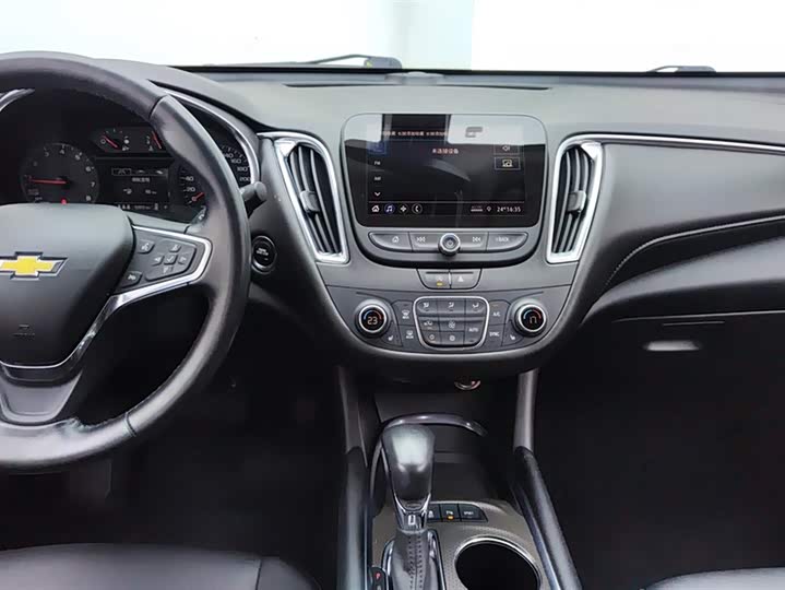 Фото 13 - Chevrolet Malibu XL