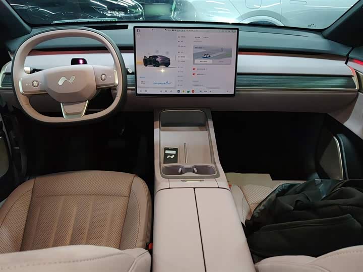 Фото 12 - Nio Onvo L60