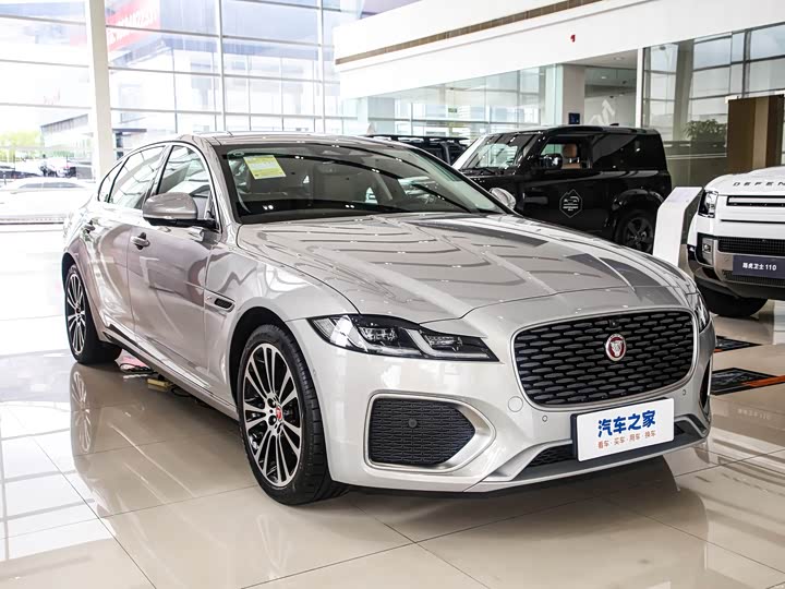 Фото 3 - Jaguar XF L