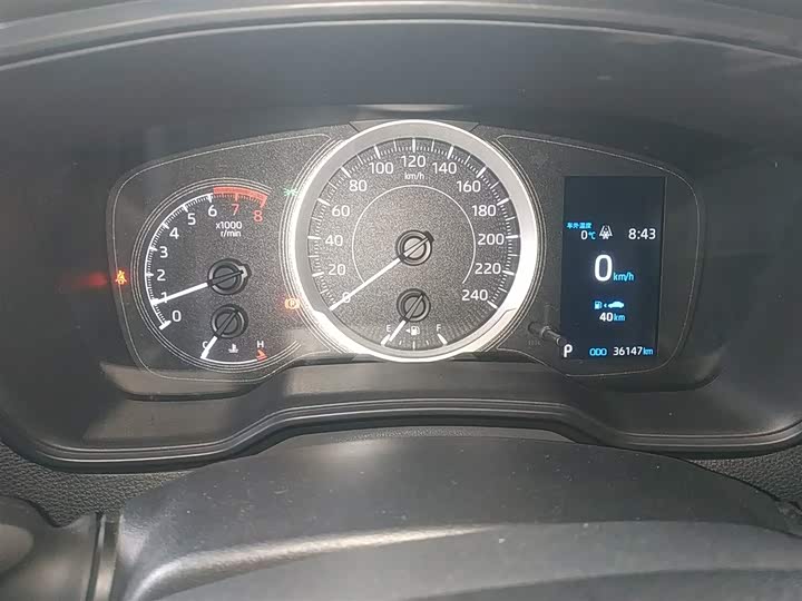 Фото 12 - Toyota Corolla