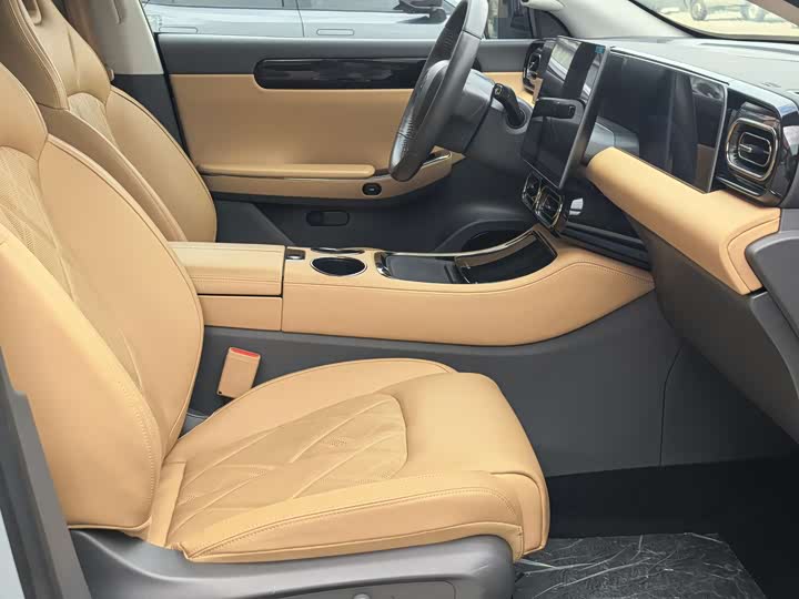 Фото 18 - Leapmotor C01