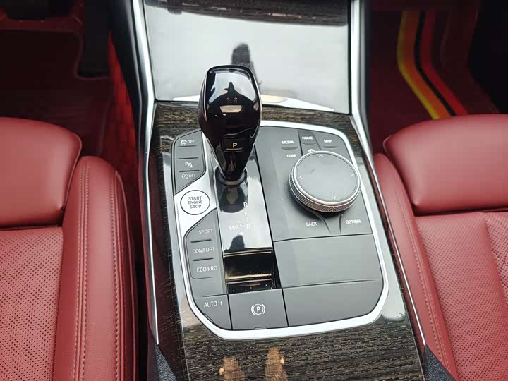 Фото 14 - BMW 3 Series