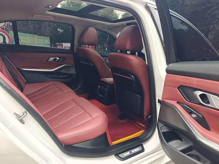 Фото 20 - BMW 3 Series