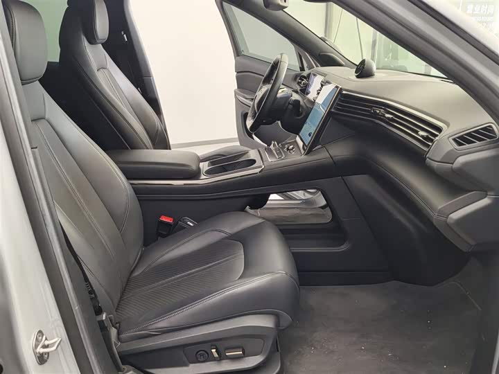 Фото 12 - Nio ES6