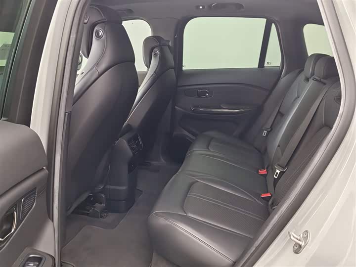 Фото 14 - Nio ES6