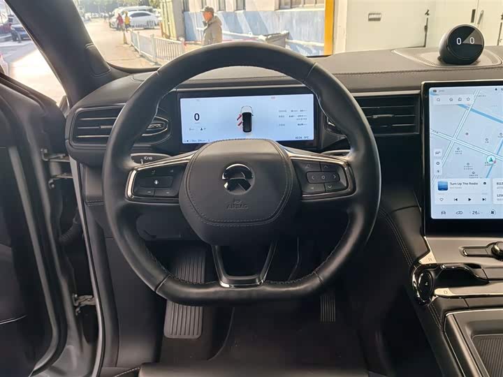 Фото 3 - Nio ES6