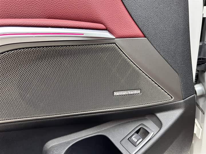 Фото 15 - BMW 3 Series