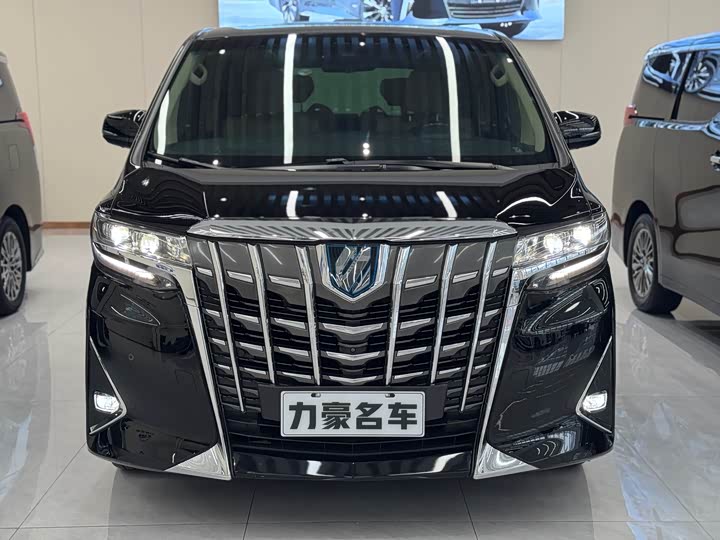 Фото 2 - Toyota Alphard