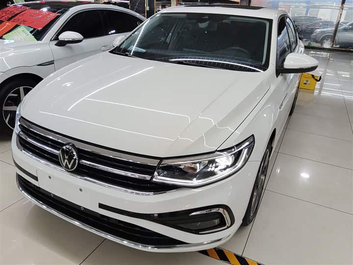 Фото 2 - Volkswagen Bora