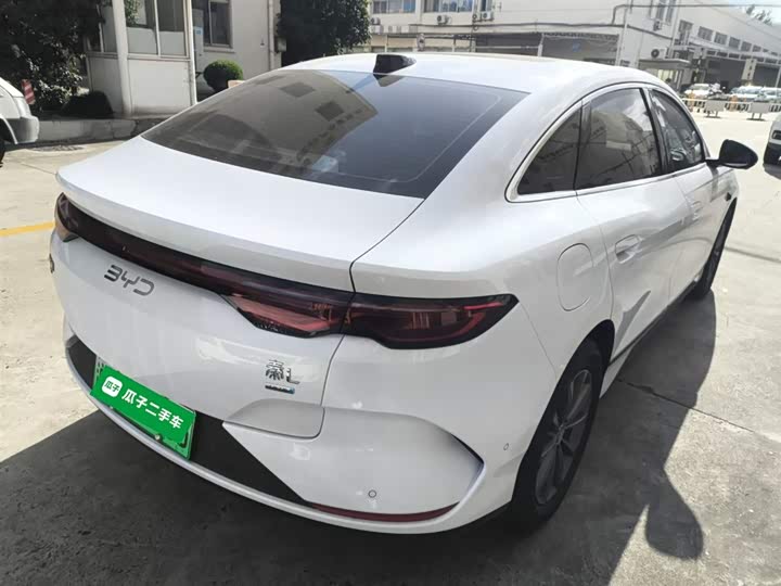 Фото 7 - BYD Qin L