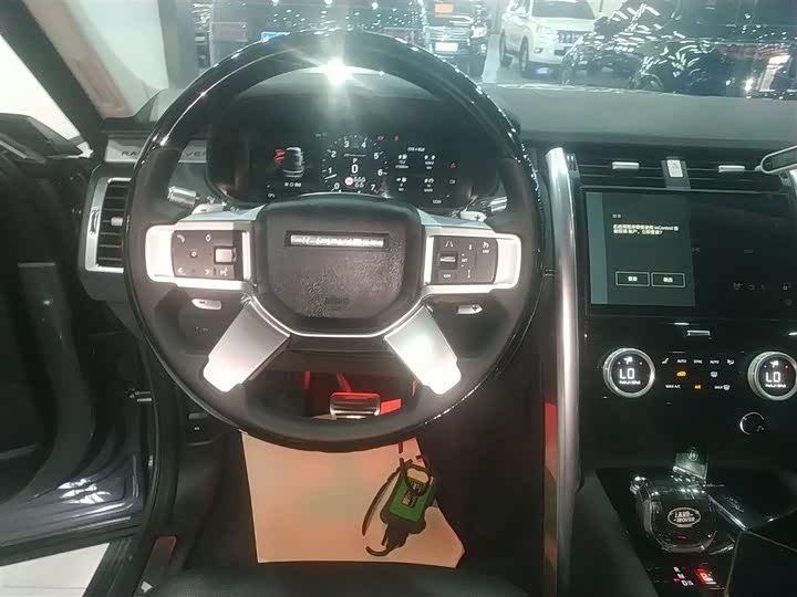 Фото 11 - Land Rover Discovery