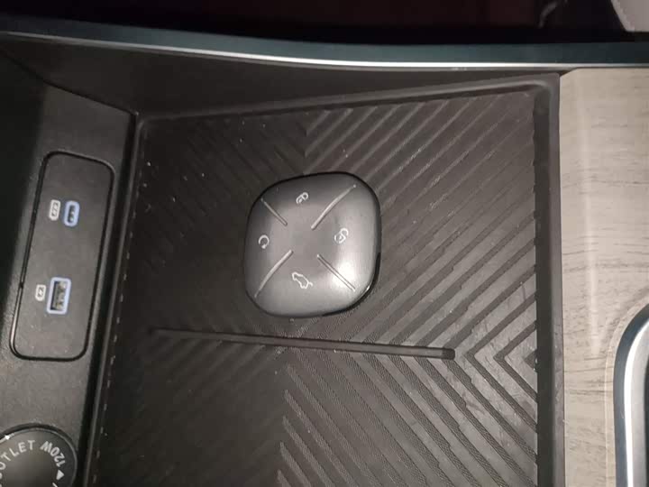 Фото 9 - Jetour Dashing