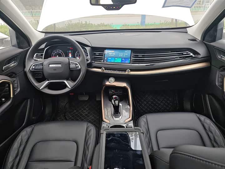 Фото 12 - Haval H6