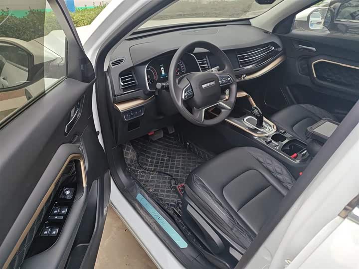 Фото 13 - Haval H6