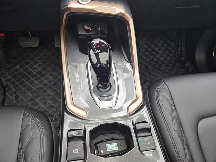 Фото 6 - Haval H6