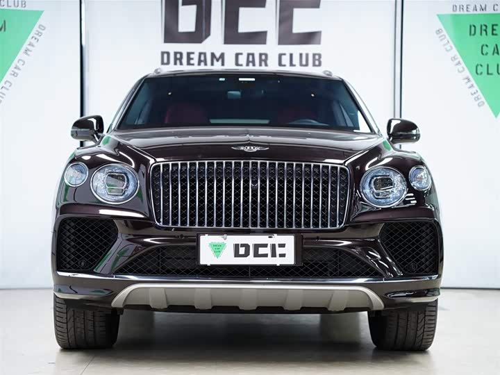 Фото 15 - Bentley Bentayga