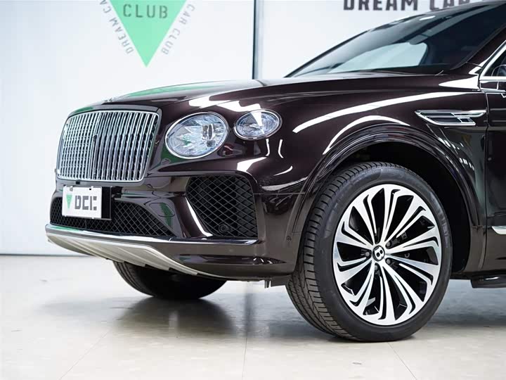 Фото 20 - Bentley Bentayga