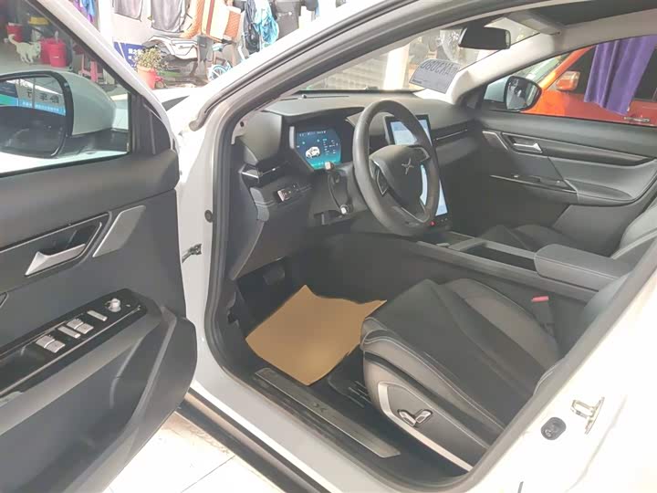 Фото 13 - XPeng G3