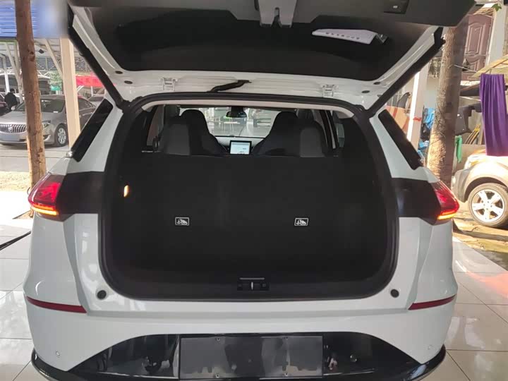 Фото 9 - XPeng G3