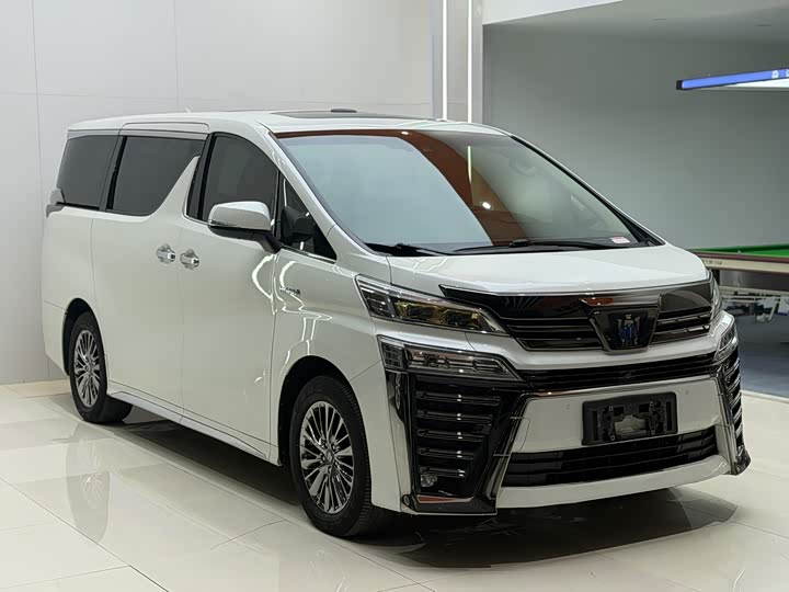 Фото 3 - Toyota Vellfire