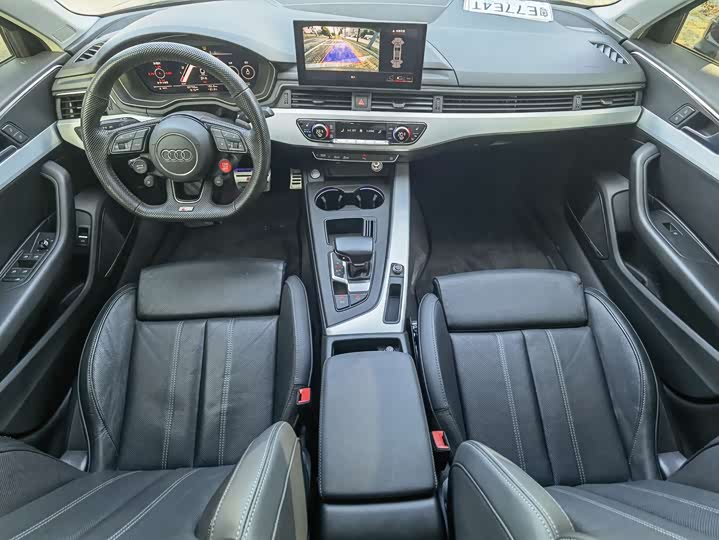 Фото 11 - Audi A4L