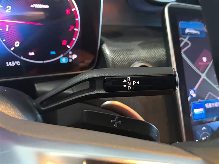 Фото 14 - Mercedes-Benz GLC-Class