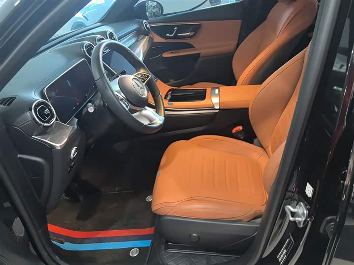 Фото 15 - Mercedes-Benz GLC-Class