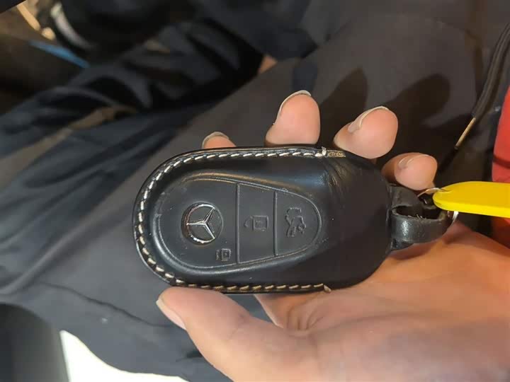 Фото 9 - Mercedes-Benz GLC-Class