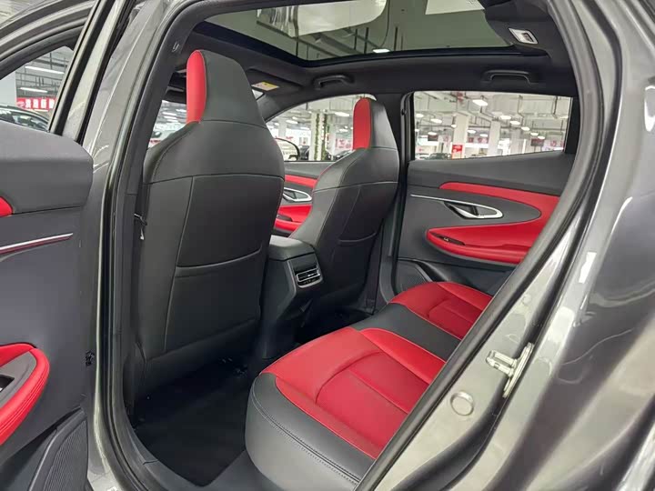 Фото 9 - Changan UNI-T