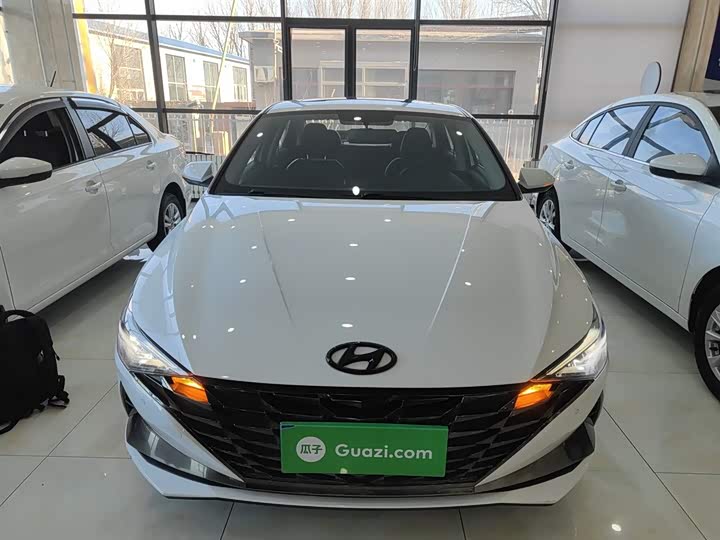 Фото 3 - Hyundai Elantra N line