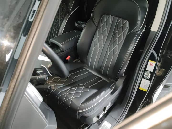 Фото 7 - Tank 300