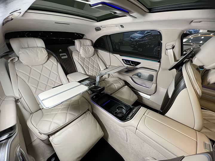 Фото 9 - Mercedes-Benz Maybach S-Class