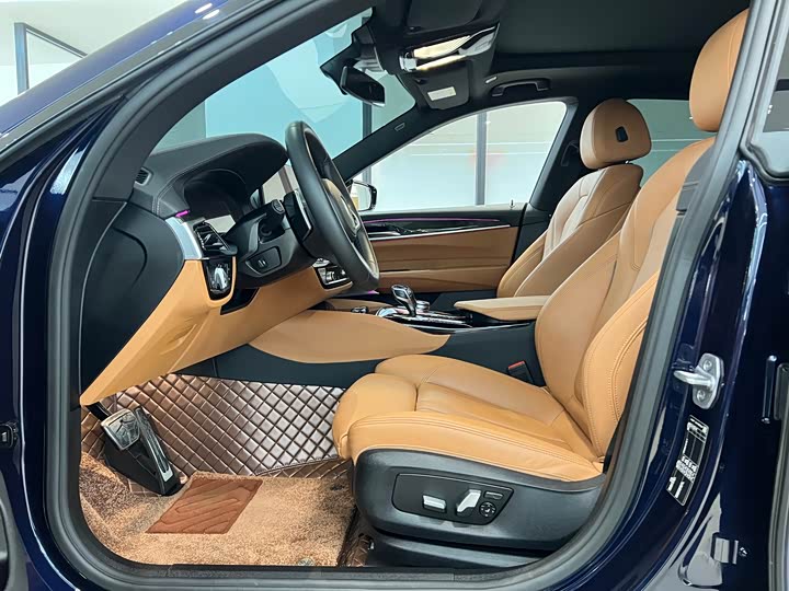 Фото 11 - BMW 6 Series GT