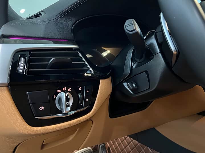 Фото 18 - BMW 6 Series GT