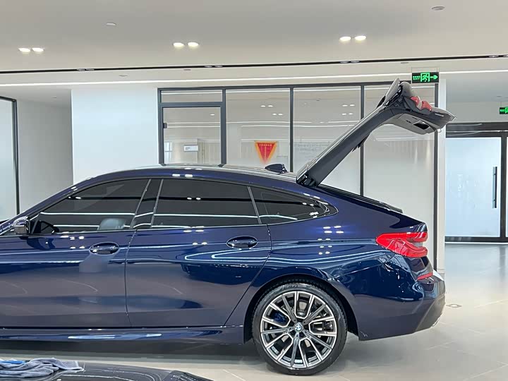 Фото 19 - BMW 6 Series GT