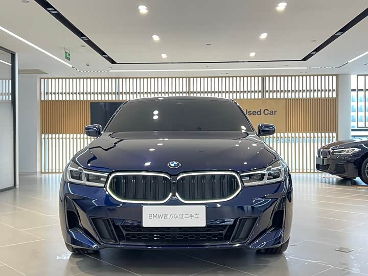 Фото 2 - BMW 6 Series GT