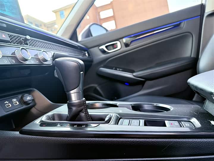 Фото 10 - Honda Integra